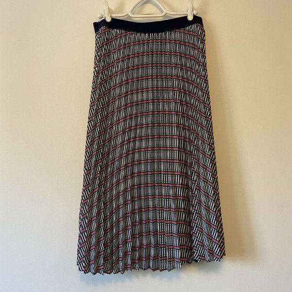 Oliver Bonas Explore Abstract Print Midi Skirt - Picture 14 of 14